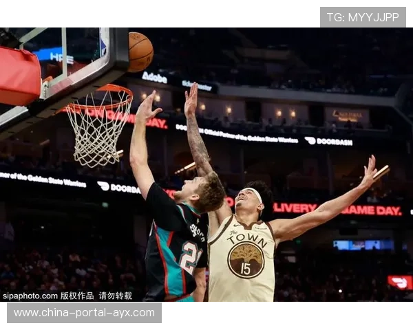 勇士114-113险胜灰熊,桑托斯准绝杀助球队逆转 勇士114-113险胜灰熊,桑托斯准绝杀助球队逆转